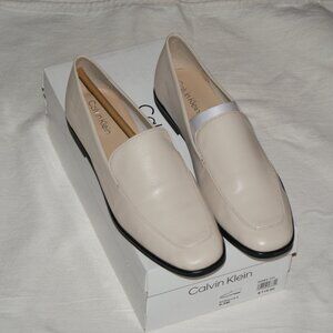 Calvin Klein Super Soft Leather Ivory Loafers Size 9.5 M Exquisite Quality